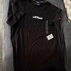 Airwalk Classic Black Tee
